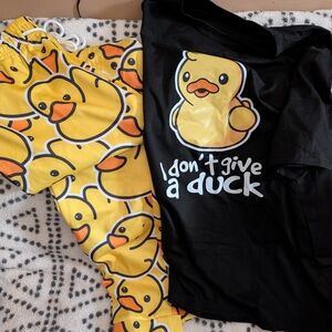 Duck Print Men's Medium Pajamas Set - Black and Yellow